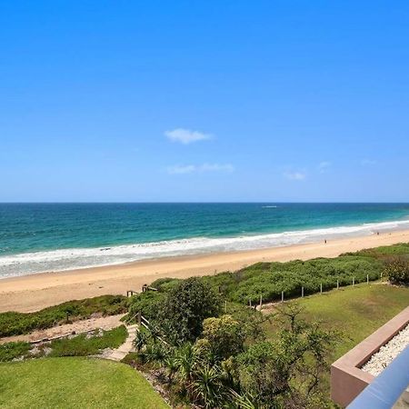 Ferienwohnung Beach And Ocean Front Penthouse With Wifi And Parking Entrance Exterior foto